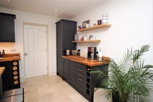 Kitchen- click for photo gallery